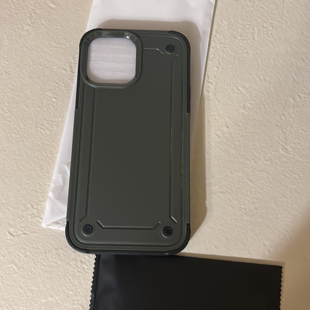 Adventurer Heavy Duty Case  iphone 13 Pro Max case with tempered glass